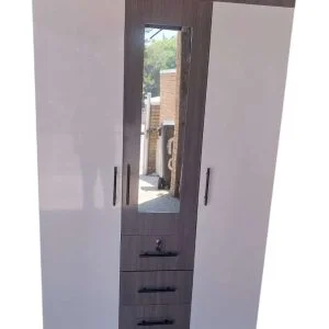 3door wardrobes with mirrors